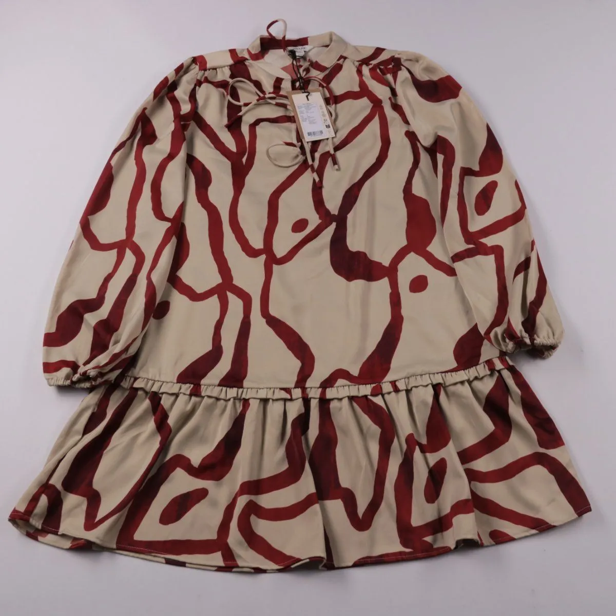 платье AWARE